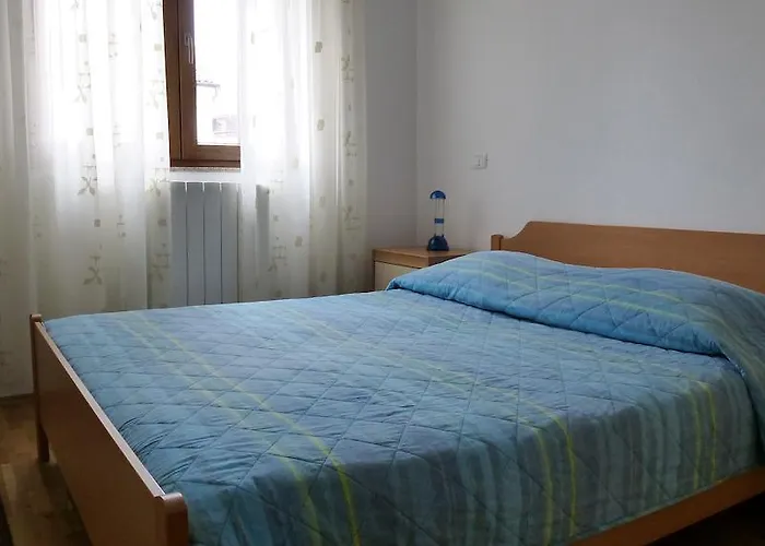 アパート Libera ポレッチ